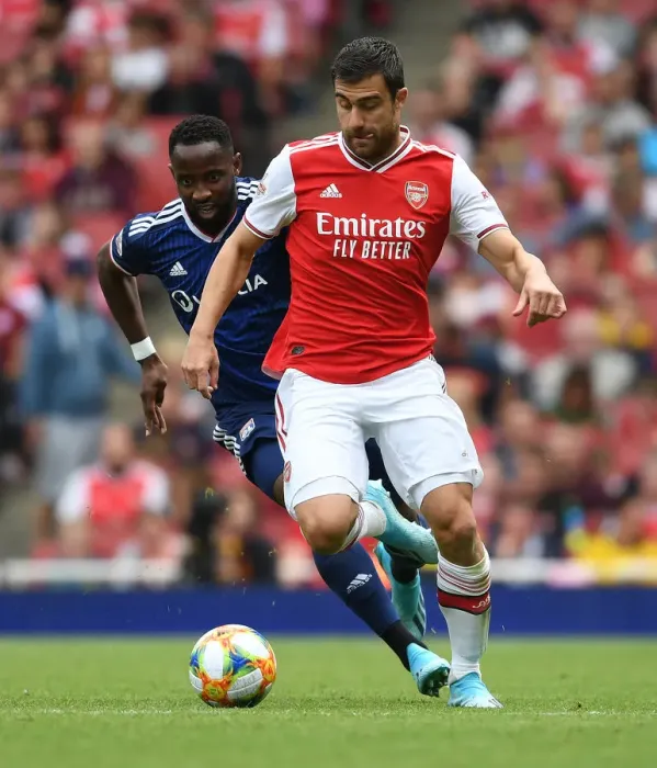 Framed Print : Sokratis Outmuscles Dembele: Arsenal's Emirates Cup Victory vs. Olympique Lyonnais