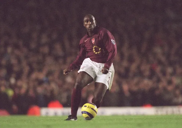 Framed Print : Sol Campbell (Arsenal). Arsenal 0: 0 Manchester United. FA Premiership Framed Print : Sol Campbell (Arsenal). Arsenal 0: 0 Manchester United. FA Premiership