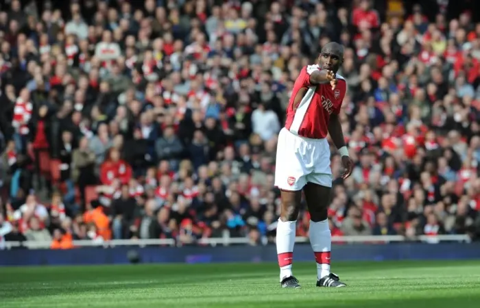 Framed Print : Sol Campbell (Arsenal). Arsenal 1: 0 Wolverhampton Wanderers, FA Barclays Premier League