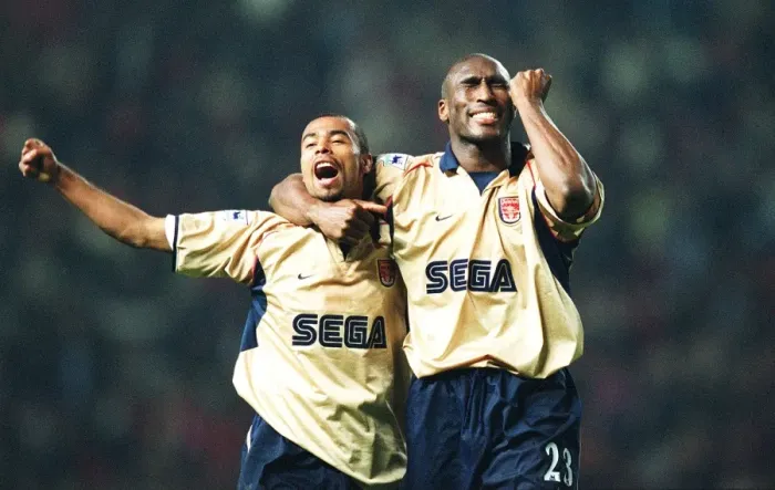 Framed Print : Sol Campbell and Ashley Cole celebrate the Arsenal Championship win Framed Print : Sol Campbell and Ashley Cole celebrate the Arsenal Championship win