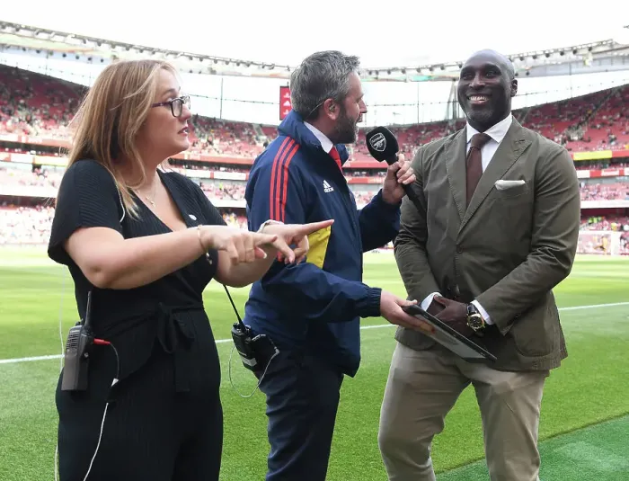 Framed Print : Sol Campbell's Emotional Return: Arsenal Legends Reunite in Epic Showdown against Wolverhampton Wanderers (2022-23)