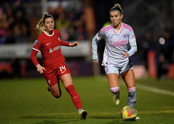 Steph Catley Faces Off Against Marie Hoebinger: Liverpool vs. Arsenal in Barclays Women's Super League