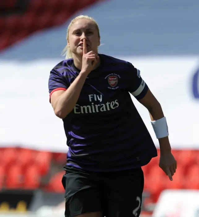 Framed Print : Steph Houghton Scores the FA Cup-Winning Goal for Arsenal Ladies
