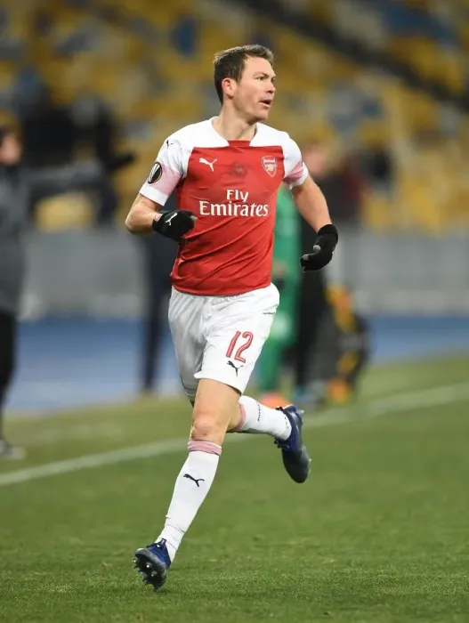 Framed Print : Stephan Lichtsteiner in Action: Arsenal vs. Vorskla Poltava, UEFA Europa League Framed Print : Stephan Lichtsteiner in Action: Arsenal vs. Vorskla Poltava, UEFA Europa League
