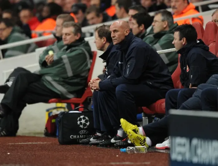 Framed Print : Steve Bould: Arsenal Assistant Manager, Arsenal vs Olympiacos, UEFA Champions League (2012)