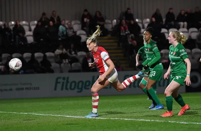 Framed Print : Stina Blackstenius Scores First Goal: Arsenal Women's FA Cup Quarterfinal vs Coventry United