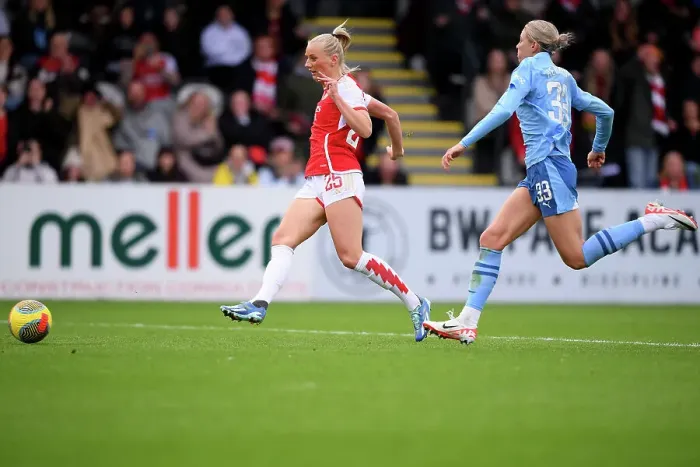 Framed Print : Stina Blackstenius Scores the Second Goal: Arsenal Women Defeat Manchester City (2023-24 Barclays WSL)