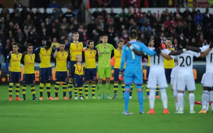 Framed Print : Swansea City v Arsenal - Premier League
