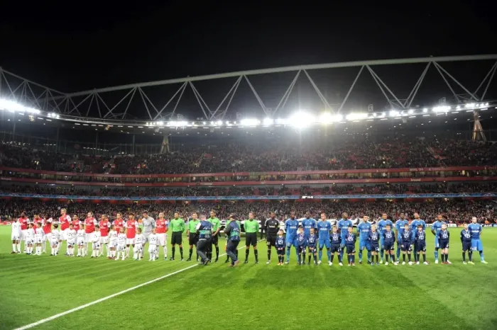 Framed Print : The teams line up before the match. Arsenal 0: 0 Marseille. UEFA Champions League
