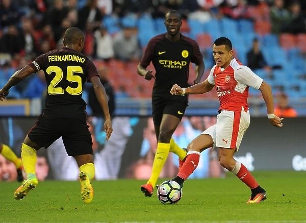 Tense Battle: Arsenal vs Manchester City - Alexis Sanchez Evades Fernandinho in 2016-17 Pre-Season Clash