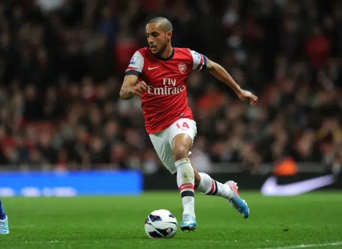 Framed Print : Theo Walcott in Action: Arsenal vs. Everton, Premier League 2012-13