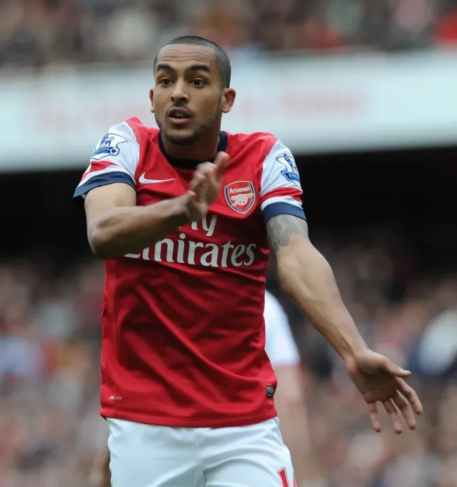 Framed Print : Theo Walcott in Action: Arsenal vs Manchester United, Premier League 2012-13