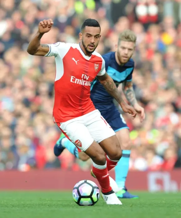 Framed Print : Theo Walcott in Action: Arsenal vs Middlesbrough, Premier League 2016-17 Framed Print : Theo Walcott in Action: Arsenal vs Middlesbrough, Premier League 2016-17
