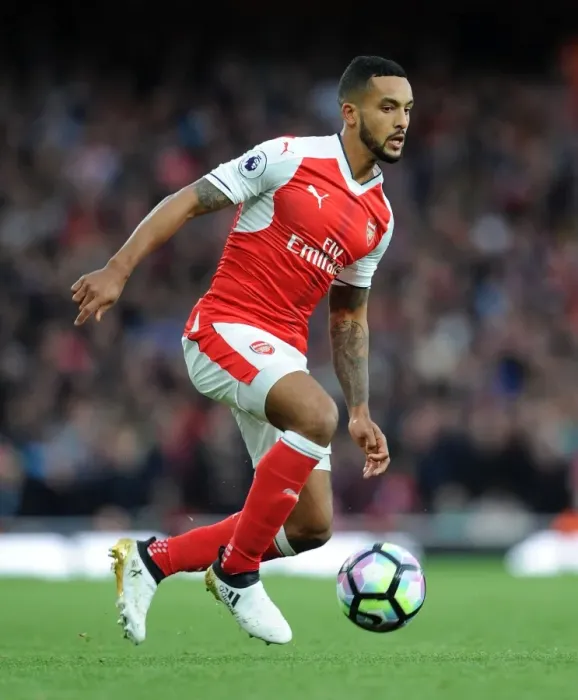 Framed Print : Theo Walcott in Action: Arsenal vs Middlesbrough, Premier League 2016-17 Framed Print : Theo Walcott in Action: Arsenal vs Middlesbrough, Premier League 2016-17
