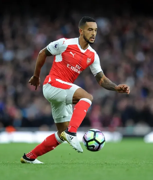 Framed Print : Theo Walcott in Action: Arsenal vs Middlesbrough, Premier League 2016-17 Framed Print : Theo Walcott in Action: Arsenal vs Middlesbrough, Premier League 2016-17