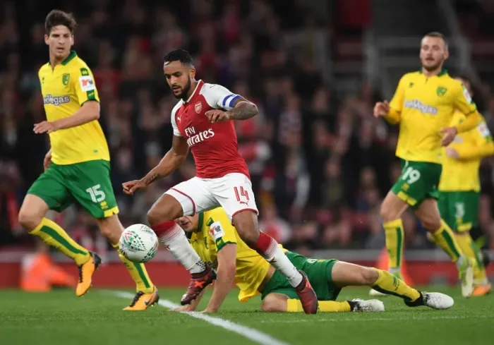 Framed Print : Theo Walcott in Action: Arsenal vs Norwich City, Carabao Cup 2017-18 Framed Print : Theo Walcott in Action: Arsenal vs Norwich City, Carabao Cup 2017-18