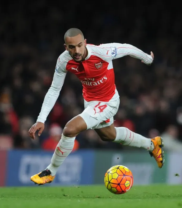 Framed Print : Theo Walcott in Action: Arsenal vs Swansea City (Premier League 2015-16) - Emirates Stadium Framed Print : Theo Walcott in Action: Arsenal vs Swansea City (Premier League 2015-16) - Emirates Stadium