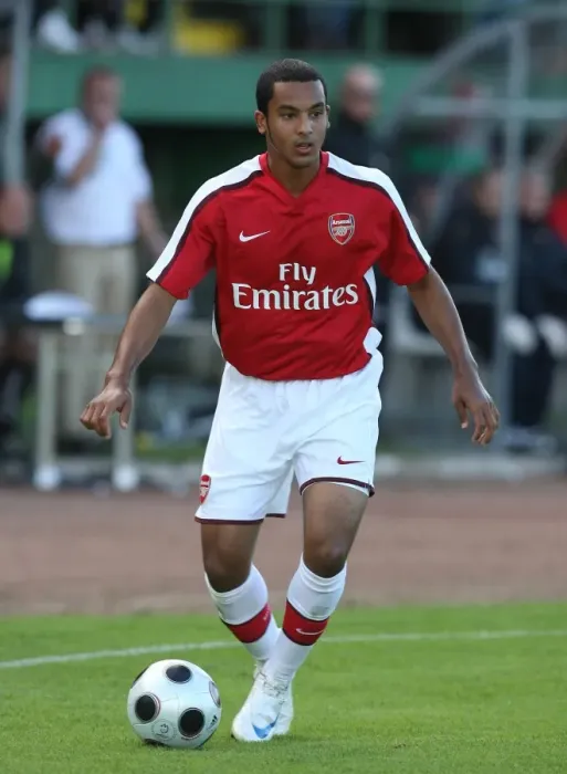 Framed Print : Theo Walcott in Action: Arsenal vs Szombathely, 2008 Framed Print : Theo Walcott in Action: Arsenal vs Szombathely, 2008