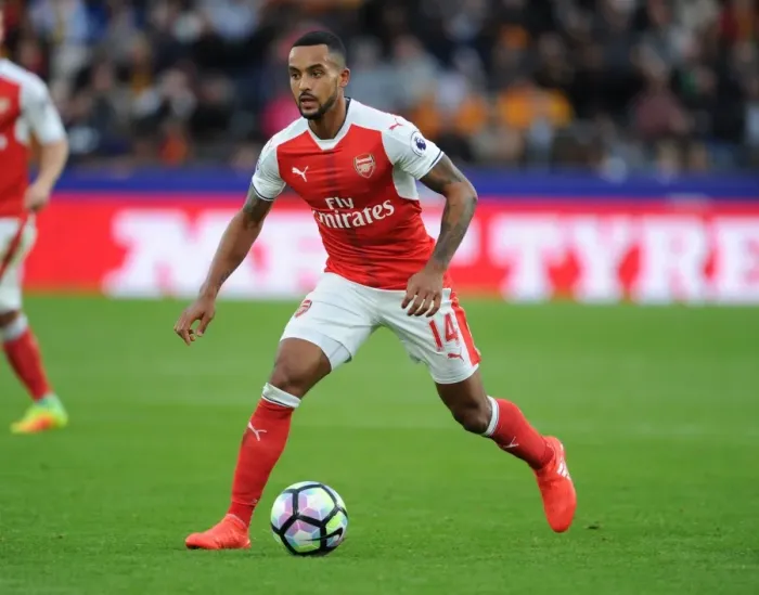 Framed Print : Theo Walcott in Action: Hull City vs. Arsenal, Premier League 2016-17 Framed Print : Theo Walcott in Action: Hull City vs. Arsenal, Premier League 2016-17