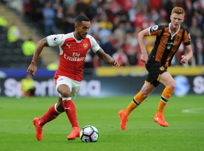 Framed Print : Theo Walcott in Action: Hull City vs Arsenal, Premier League 2016-17 Framed Print : Theo Walcott in Action: Hull City vs Arsenal, Premier League 2016-17