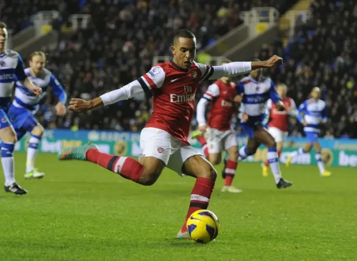 Framed Print : Theo Walcott in Action: Reading vs. Arsenal, Premier League 2012-13 Framed Print : Theo Walcott in Action: Reading vs. Arsenal, Premier League 2012-13