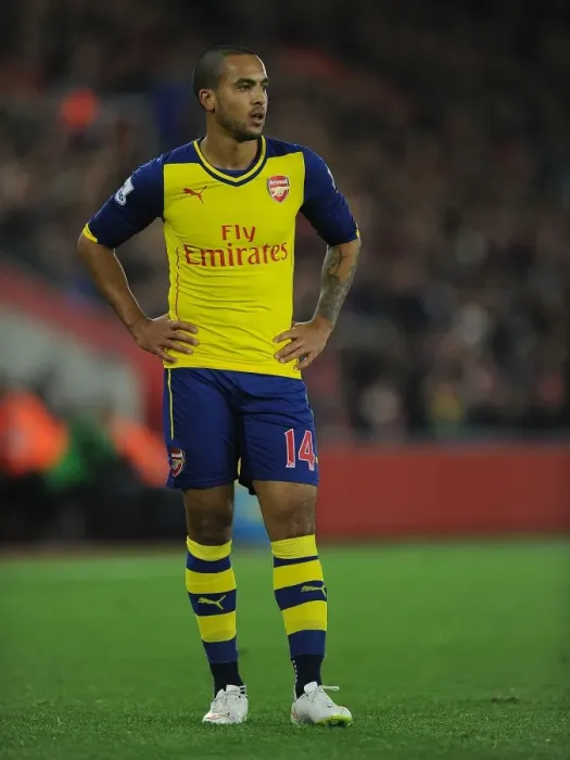 Framed Print : Theo Walcott in Action: Southampton vs. Arsenal, Premier League 2014-15