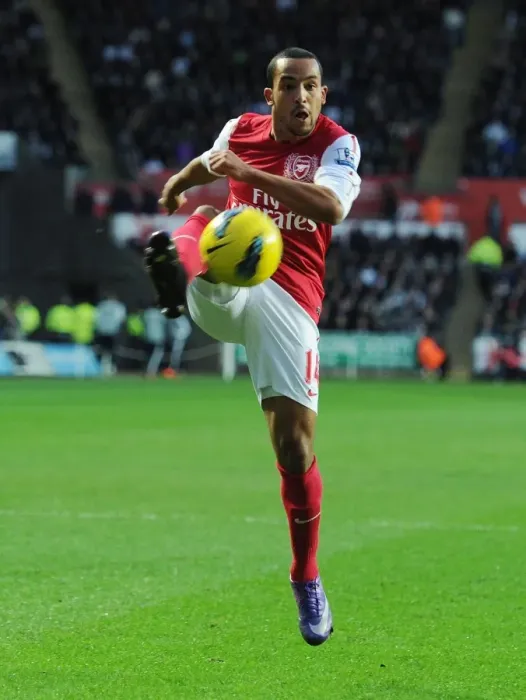 Framed Print : Theo Walcott in Action: Swansea City vs. Arsenal, Premier League 2011-12 Framed Print : Theo Walcott in Action: Swansea City vs. Arsenal, Premier League 2011-12