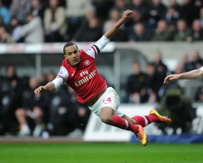 Framed Print : Theo Walcott in Action: Swansea City vs Arsenal, Premier League 2012-13 Framed Print : Theo Walcott in Action: Swansea City vs Arsenal, Premier League 2012-13