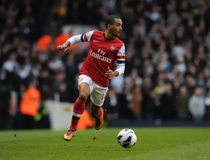 Framed Print : Theo Walcott in Action: Tottenham Hotspur vs Arsenal, Premier League 2012-13 Framed Print : Theo Walcott in Action: Tottenham Hotspur vs Arsenal, Premier League 2012-13