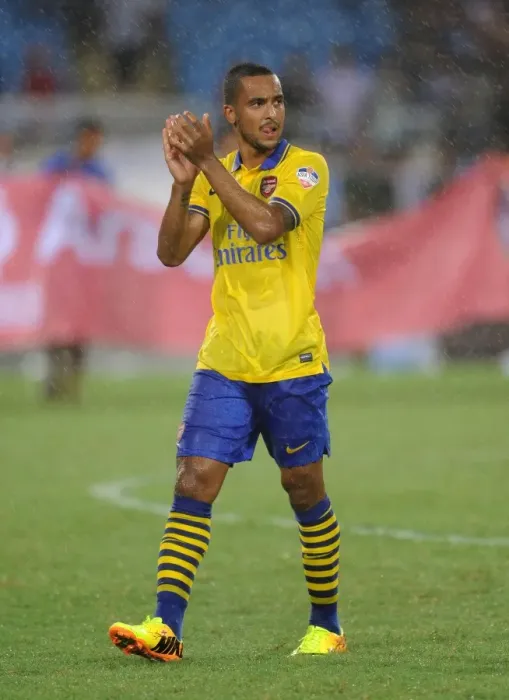 Framed Print : Theo Walcott Applauds Arsenal Fans in Vietnam after 2013 Friendly Match