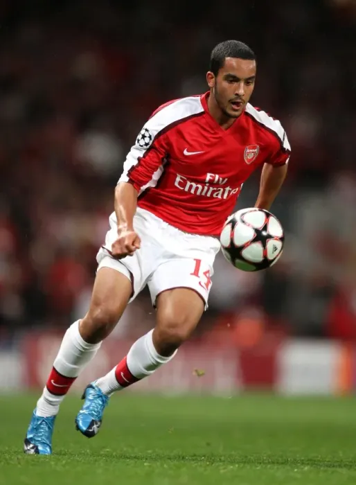 Framed Print : Theo Walcott (Arsenal) Framed Print : Theo Walcott (Arsenal)