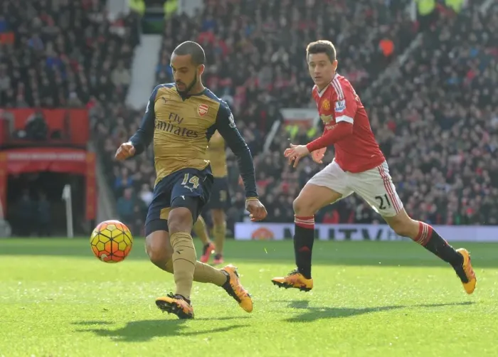 Framed Print : Theo Walcott (Arsenal) Ander Herrera (Man Utd) Framed Print : Theo Walcott (Arsenal) Ander Herrera (Man Utd)