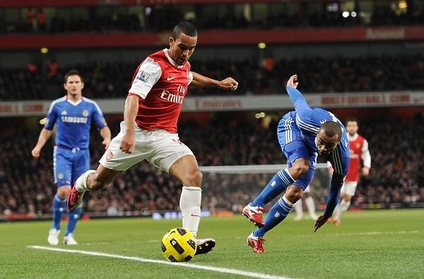 Theo Walcott (Arsenal) Ashley Cole (Chelsea). Arsenal 3: 1 Chelsea. Barclays Premier League