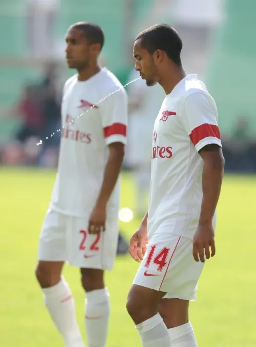 Framed Print : Theo Walcott (Arsenal). Legia Warsaw 5: 6 Arsenal, Wojska Polskiego, Warsaw Framed Print : Theo Walcott (Arsenal). Legia Warsaw 5: 6 Arsenal, Wojska Polskiego, Warsaw