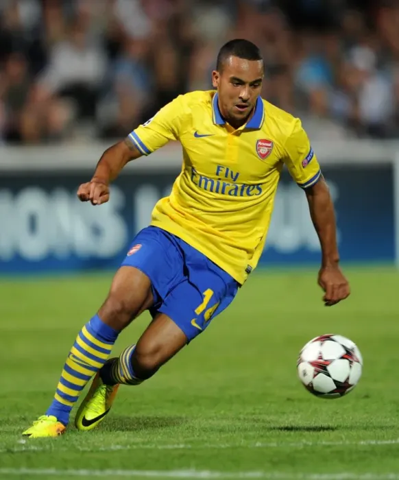 Framed Print : Theo Walcott (Arsenal). Olympic Marseille 1: 2 Arsenal. UEFA Champions League. Group F