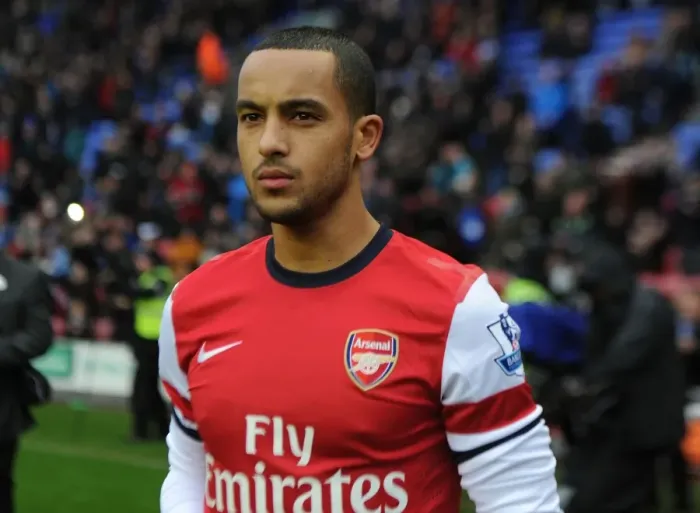 Framed Print : Theo Walcott: Arsenal's Pre-Christmas Preparation at Wigan Athletic (2012-13) Framed Print : Theo Walcott: Arsenal's Pre-Christmas Preparation at Wigan Athletic (2012-13)