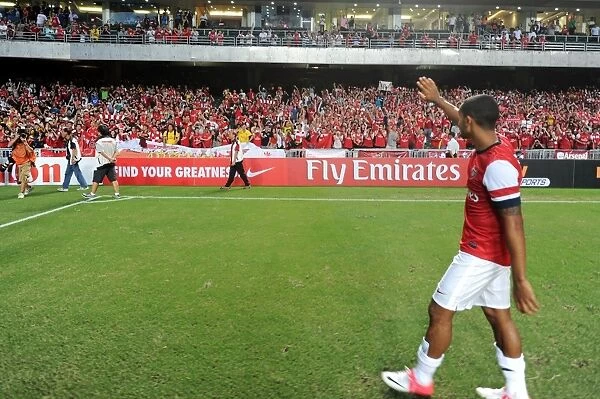 Theo Walcott Bids Emotional Farewell to Arsenal Fans in Hong Kong