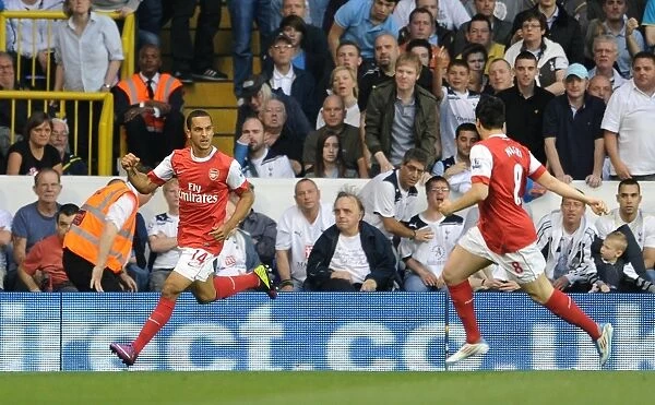 Theo Walcott celebrates scoring Arsenals 1st goal. Tottenham Hotspur 3:3 Arsenal
