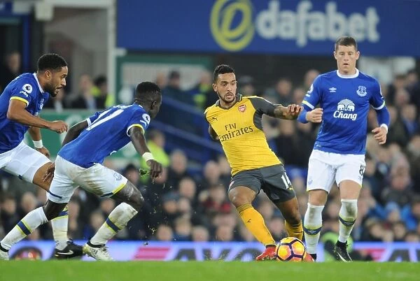 Theo Walcott Clashes with Everton's Defense in Premier League Showdown (Everton v Arsenal 2016-17)