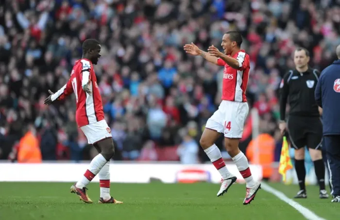 Framed Print : Theo Walcott and Emmanuel Eboue: Arsenal's Dynamic Duo Celebrates Goal Against Burnley