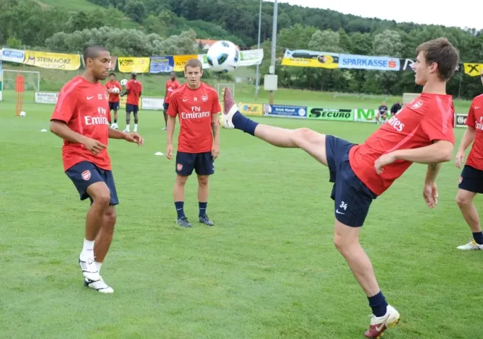 Framed Print : Theo Walcott and Havard Nordtveit Arsenal Training Camp, Bad Waltersdorf