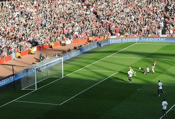 Theo Walcott Scores First Arsenal Goal Against Tottenham (2011-12)
