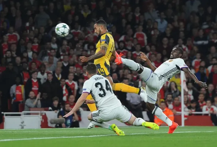 Framed Print : Theo Walcott Scores First Goal of the Season for Arsenal Against FC Basel