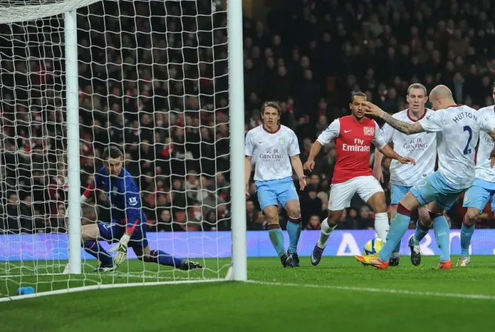 Framed Print : Theo Walcott Scores the Second Goal: Arsenal vs. Aston Villa, FA Cup Fourth Round, 2011-12