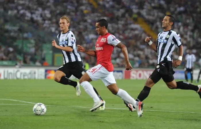 Framed Print : Theo Walcott Scores the Second Goal: Arsenal's Victory over Udinese in the UEFA Champions League Play-Off (2011)