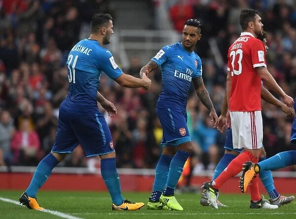 Theo Walcott and Sead Kolasinac Celebrate Arsenal's First Goal Against SL Benfica (Emirates Cup 2017-18)