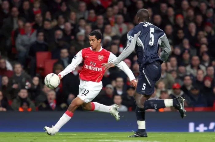 Framed Print : Theo Walcott vs Abdoulaye Meite: A Draw at the Emirates - FA Cup 4th Round, Arsenal vs Bolton Wanderers (2007) Framed Print : Theo Walcott vs Abdoulaye Meite: A Draw at the Emirates - FA Cup 4th Round, Arsenal vs Bolton Wanderers (2007)