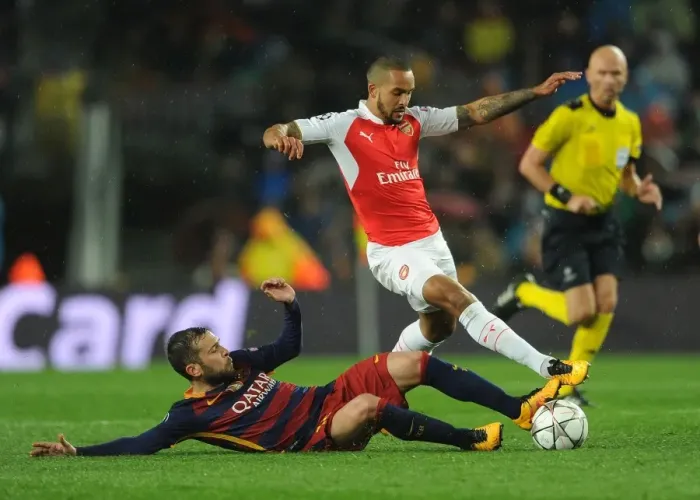 Framed Print : Theo Walcott vs Jordi Alba: A Football Showdown at Camp Nou - Arsenal vs Barcelona, UEFA Champions League 2015-16