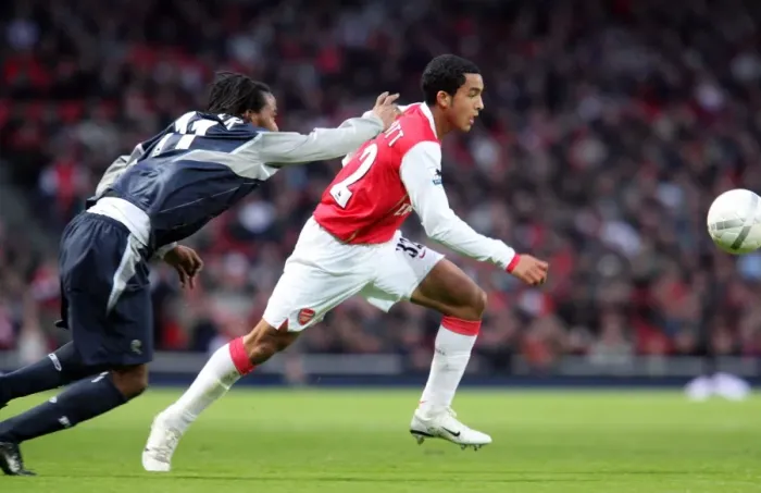 Framed Print : Theo Walcott vs. Ricardo Gardner: A FA Cup Battle at Emirates Stadium, Arsenal vs. Bolton Wanderers (1:1) Framed Print : Theo Walcott vs. Ricardo Gardner: A FA Cup Battle at Emirates Stadium, Arsenal vs. Bolton Wanderers (1:1)
