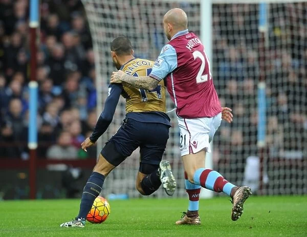 Theo Walcott Wins Controversial Penalty for Arsenal against Aston Villa